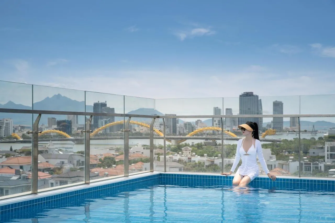 Santori Hotel And Spa Đà Nẵng 4*,