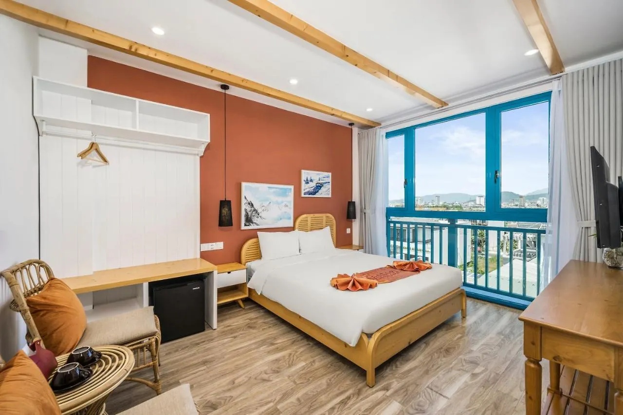Santori Hotel And Spa Da Nang 4*,